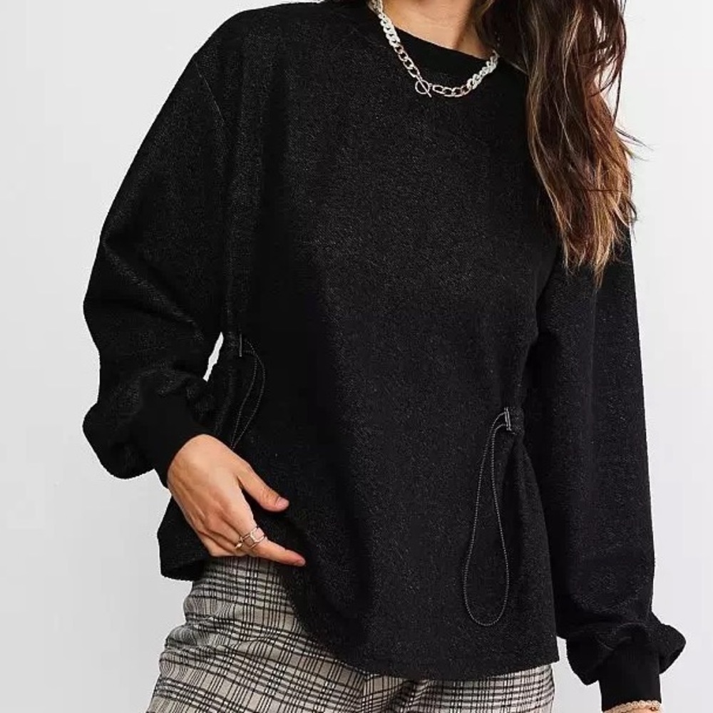 BKE toggle drawstring waist tweed like black top